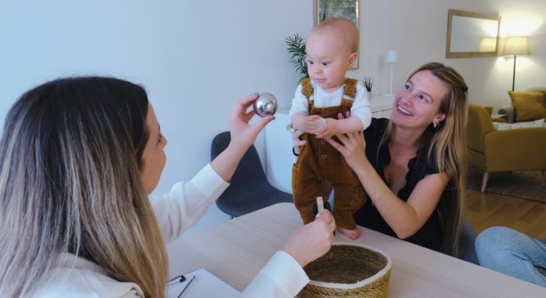 Asesoramiento a padres y madres.