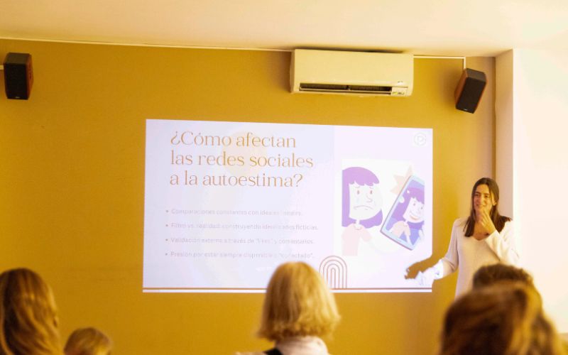 Más información sobre las charlas y talleres de psicología que ofrecemos en Sant Cugat de Vallés (Barcelona)